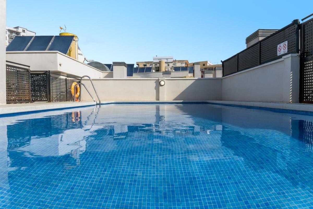 -Malagasunapts- Stylish City Centre Pool&Parking Экстерьер фото